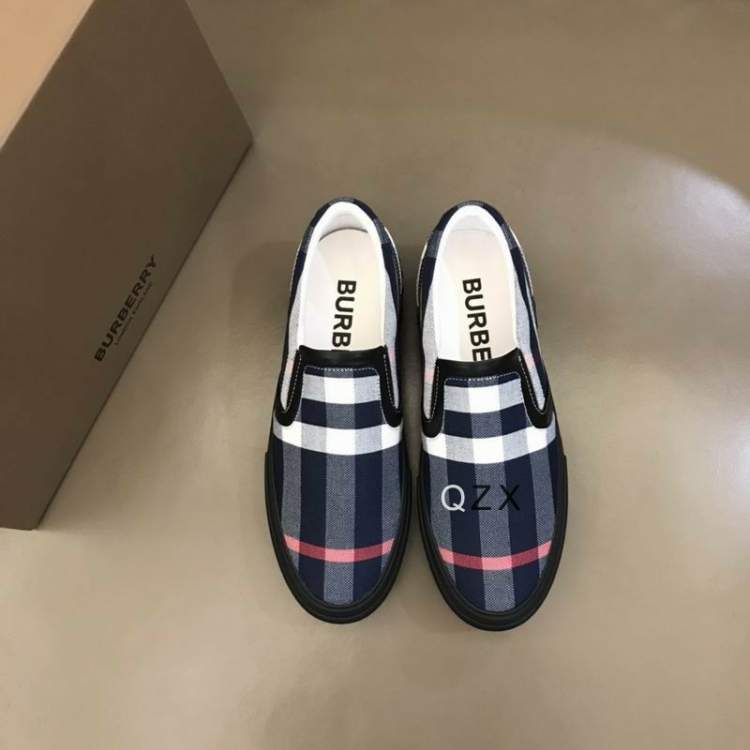 Picture of Burberry Shoes _SKUBurberrysz38-45ZX04131869